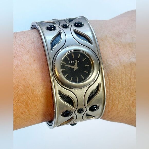 Fossil Leather metal cuff bracelet watch Vintage. - Picture 3 of 11